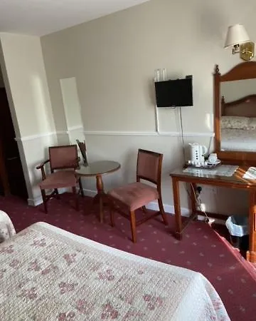 Hotel Monaghans Harbour 2*