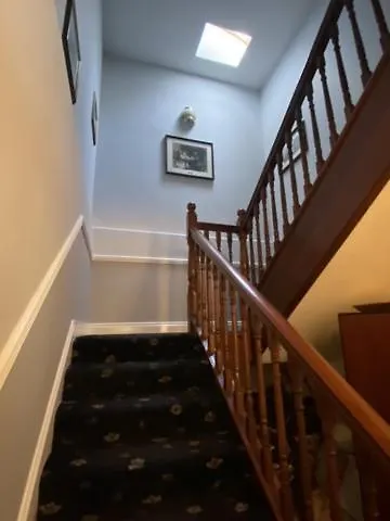 Monaghans Harbour Отель 2*